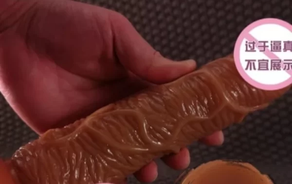 Arnes con dildo realista moreno 18.5x3.5cm - Imagen 2